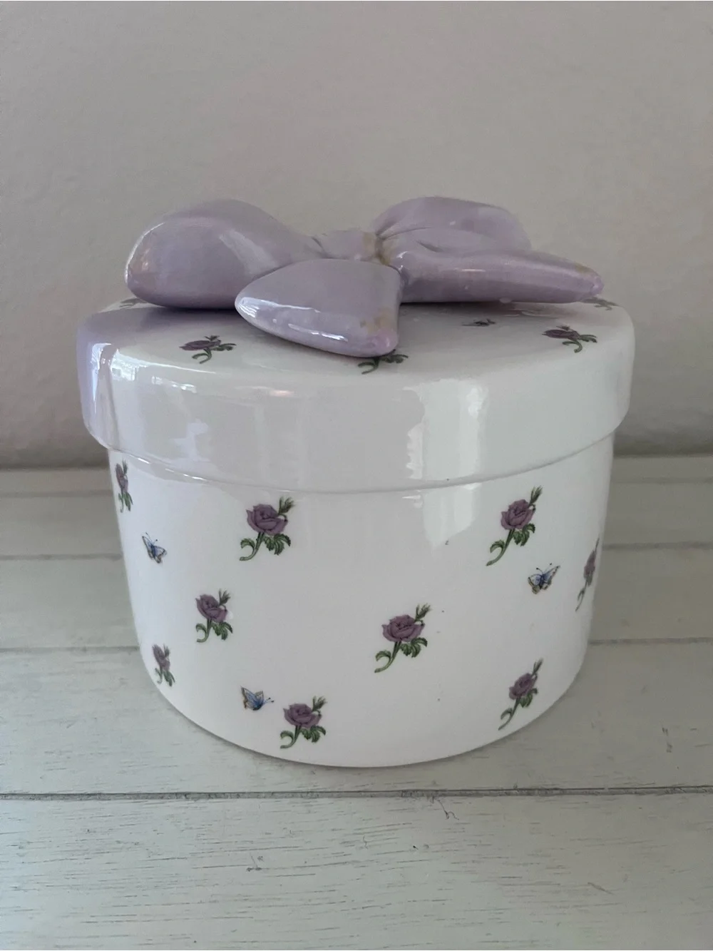 Vintage Teleflora Ceramic Bow Floral Trinket Jewlery Box Decor